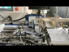 Γρήγορη μηχανή αναδίπλωσης χαρτιού μεγάλου μορφότυπου 70*120mm 300gm Για φυλλάδια οδηγιών